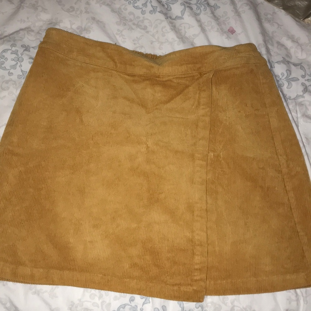 corduroy envelop skirt